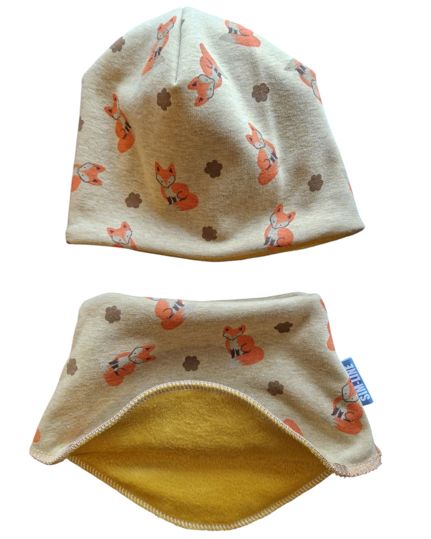 Kindermütze und Schlupfschal in BW-Fleece Senf mit Füchse in Orange