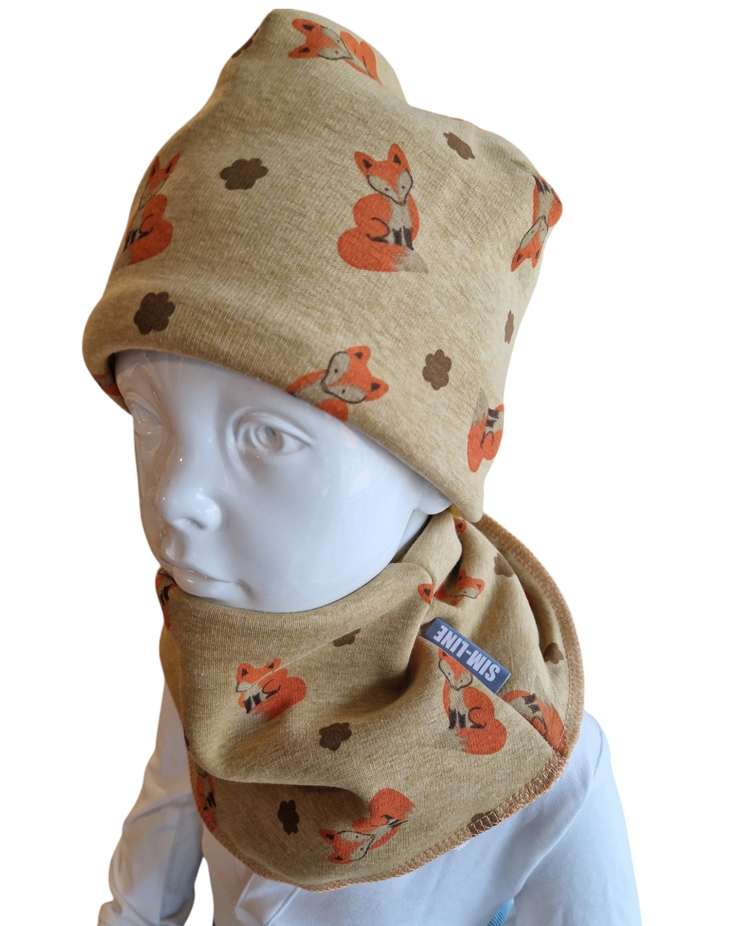 Kindermütze und Schlupfschal in BW-Fleece Senf mit Füchse in Orange