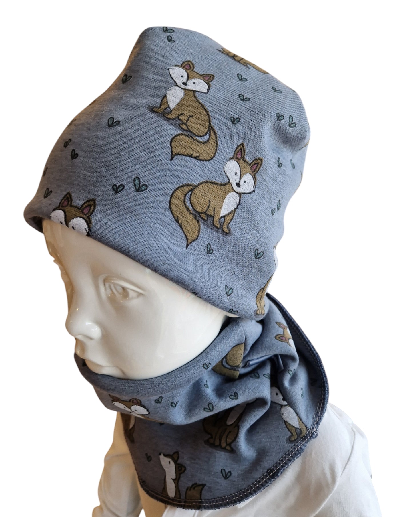 Kindermütze und Schlupfschal in Baumwolle und Fleece, jeansblau mit Füchsen