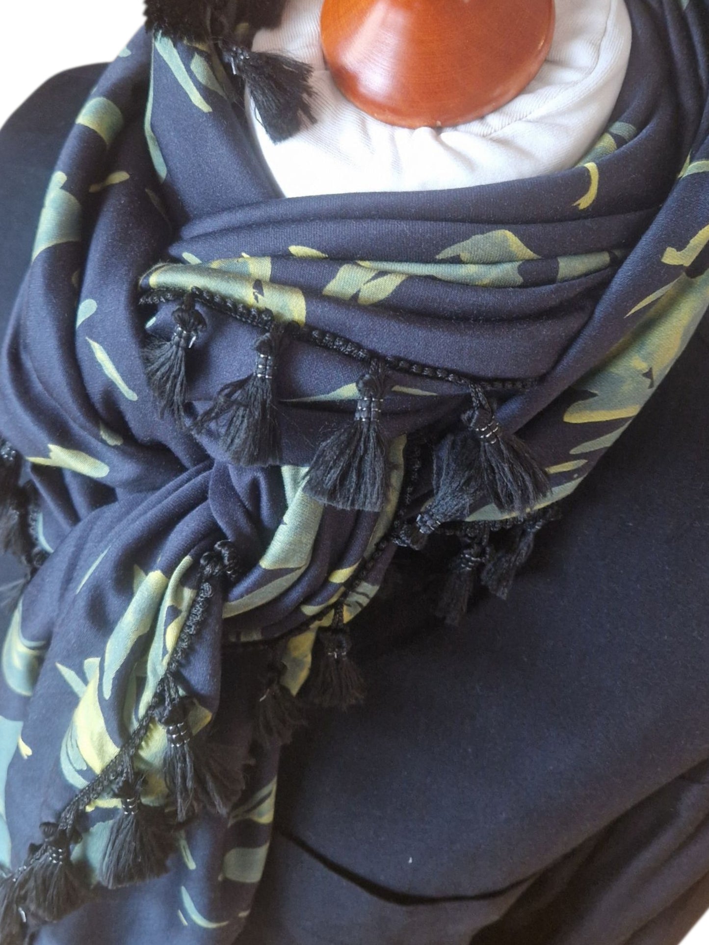 Dreieckstuch Damen Cécile, Schal Damen, Viskose-Satin, Schwarz, Olivgrün, Blumen