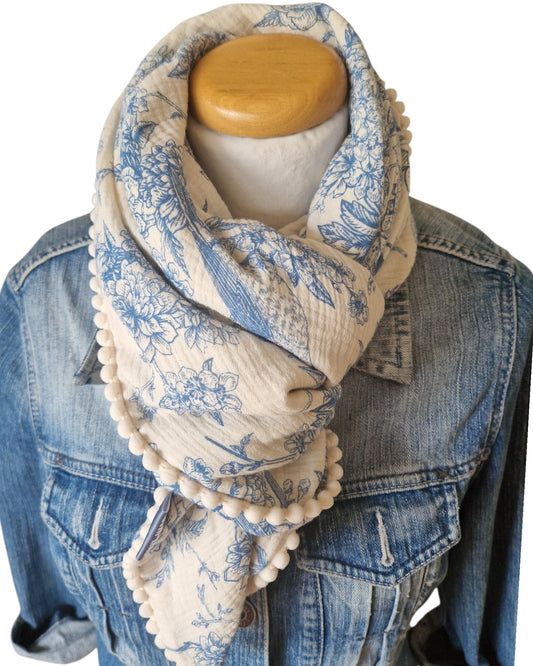 Dreieckstuch Damen Josette, Schal Damen, Musselinschal, offwhite- hellblau