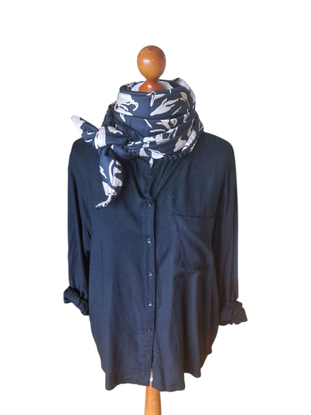 Dreieckstuch Damen Bérénice, Schal Damen,  Viskose-Satin,  Schwarz,  Beige, Blumen