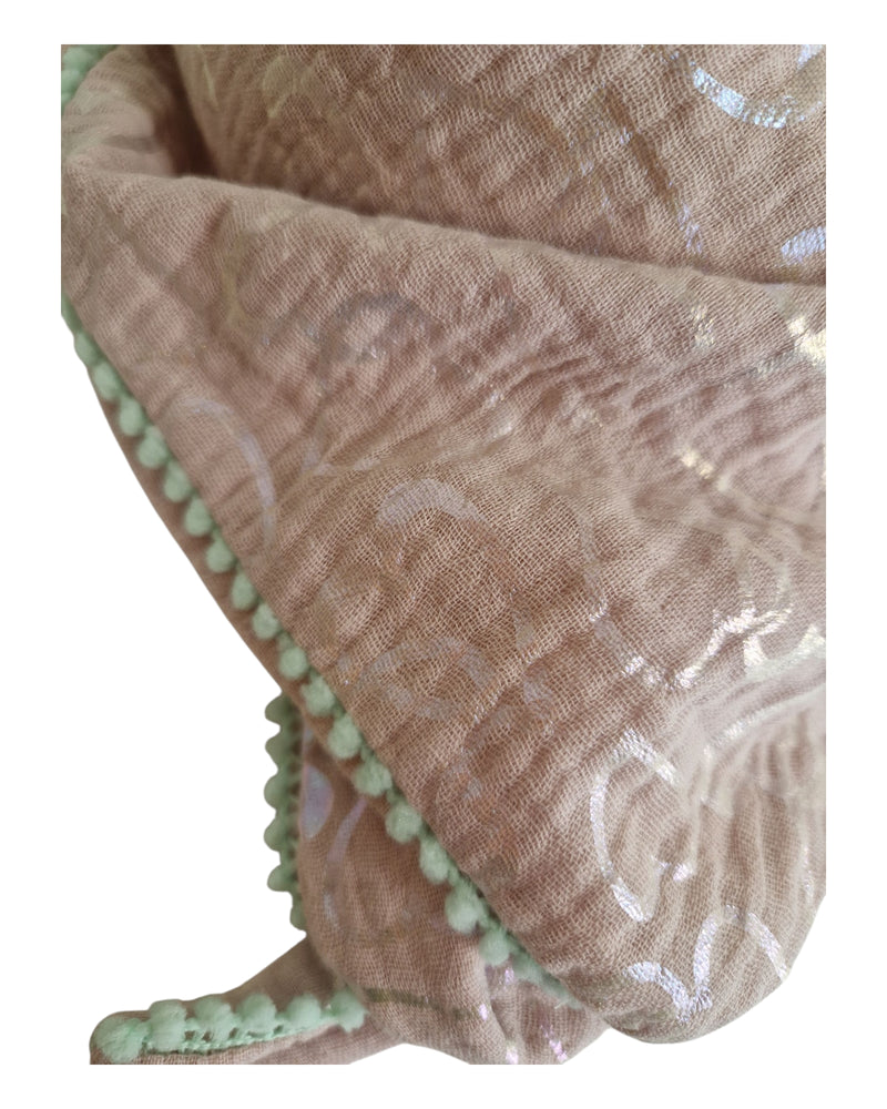 Kinderschal, Dreieckstuch,  Musselinschal,  rosa mit Glitzerherzen