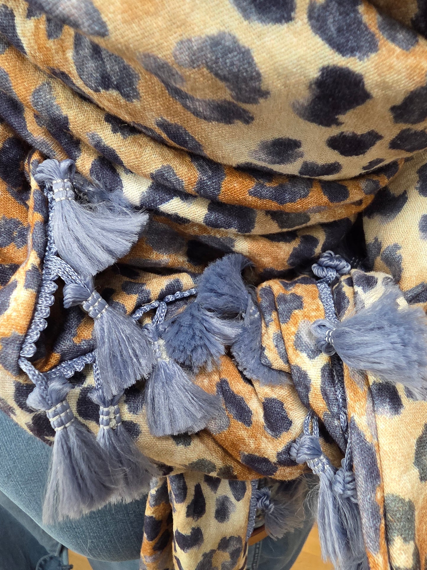 Dreieckstuch Damen Leonie, Schal Damen,  Musselintuch,  Leomuster, braun-blau