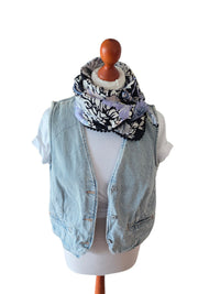 Dreieckstuch Damen Nerina, Schal Damen,  Pfingstrosen, Lila , Blau, offwhite,  schwarz. Vanille,  rosa