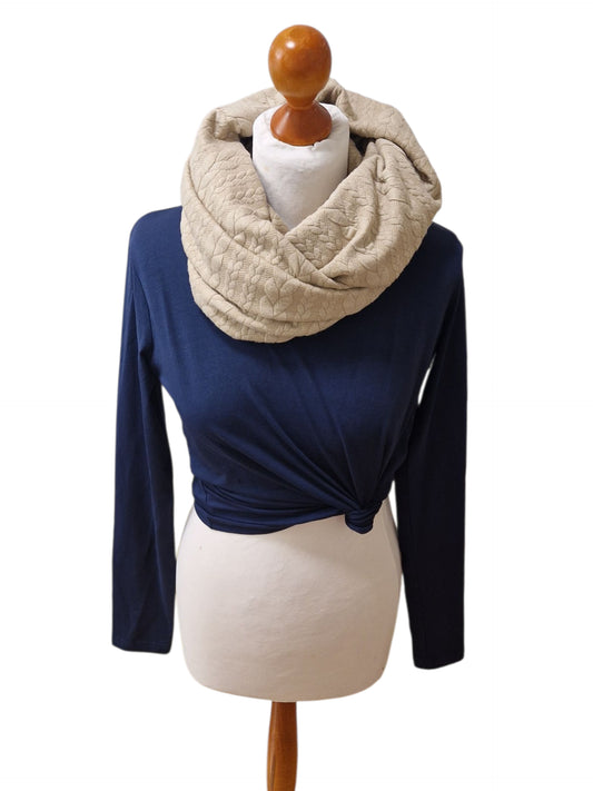 Loop mit Zopfmuster, beige