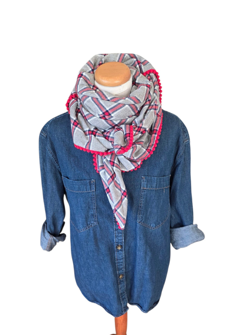 Dreieckstuch Damen Olivia,  Schal Damen, Karomuster,  grau, marine, rot, Flanell