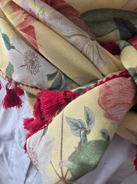 Dreieckstuch Damen Stephanie, Schal Damen, vanille, rot, grün, rosa, Blumen