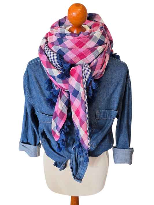 Dreieckstuch Damen Daniella, Schal Damen,  Musselintuch,  Karomuster, rosa,  marineblau,  Hellgrau,  lila, beeren