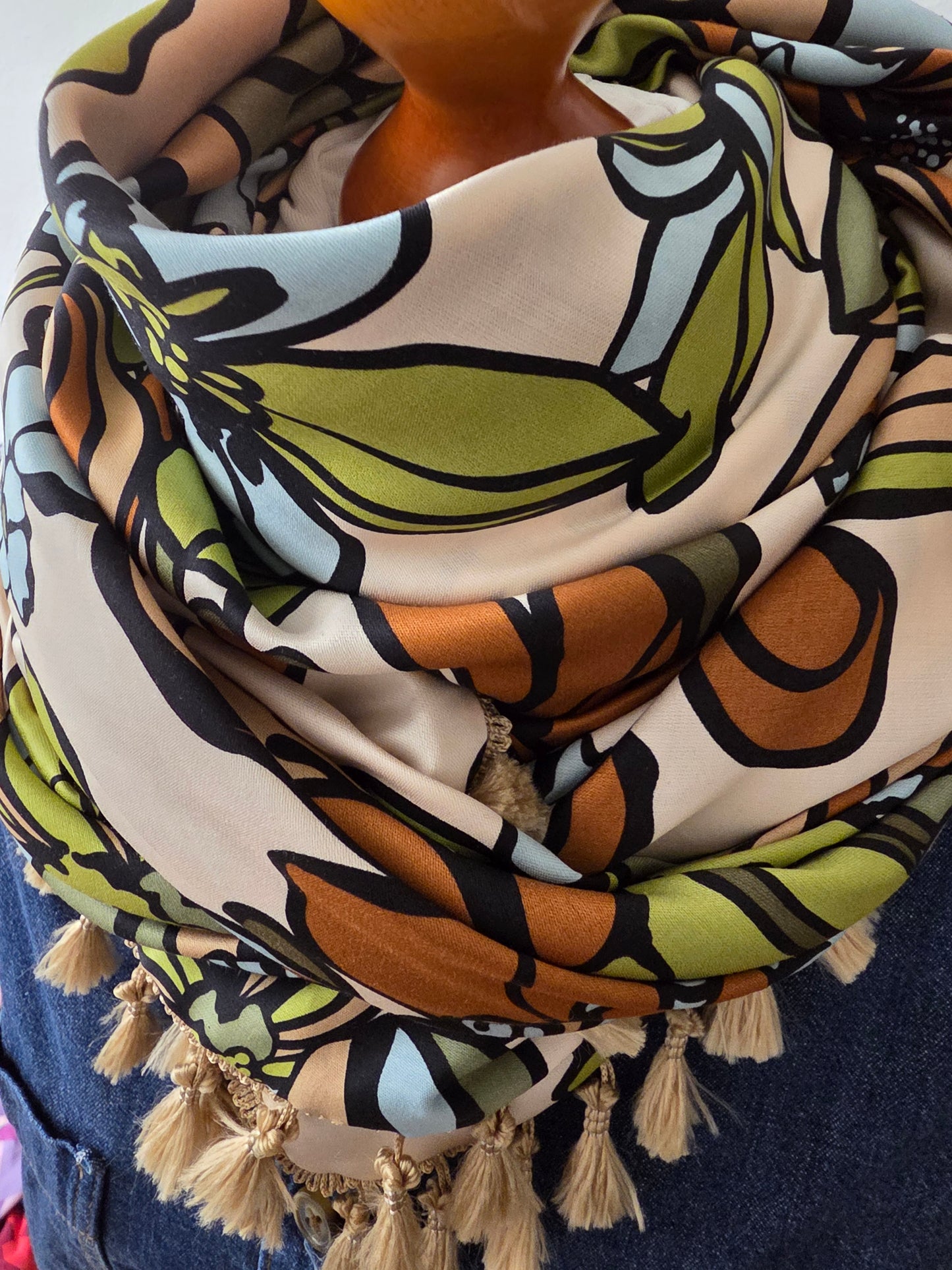 Dreieckstuch Damen Savina, Schal Damen, Blumen,  Hellblau,  Beige, Braun, Olivgrün