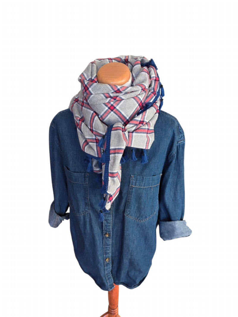 Dreieckstuch Damen Daria, Schal Damen,  Karomuster, rot, marineblau, hellgrau, Flanell