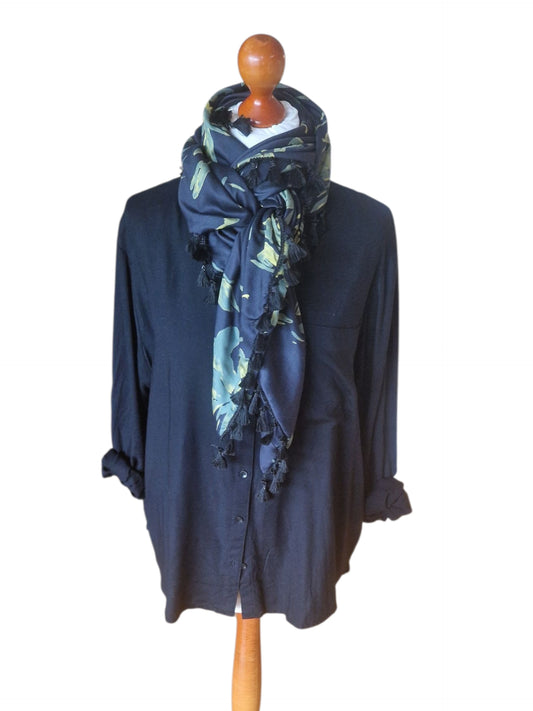 Dreieckstuch Damen Cécile, Schal Damen,   Viskose-Satin,  Schwarz,  Olivgrün,  Blumen